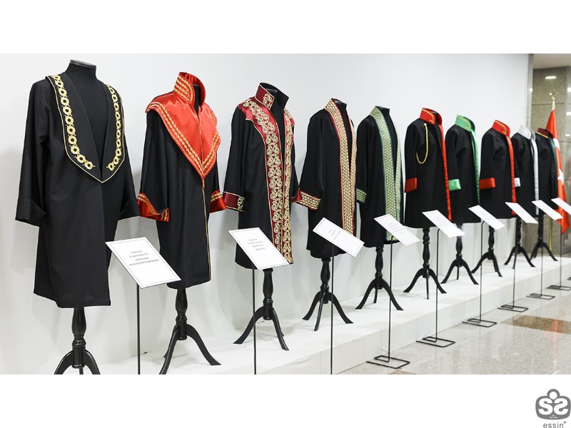 Geçmişten Günümüze Yargı Çalışanları Giysileri Sergisi İstanbul Adliyesinde Açıldı